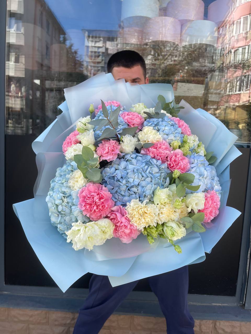 Сборный букет №3 в Сириусе