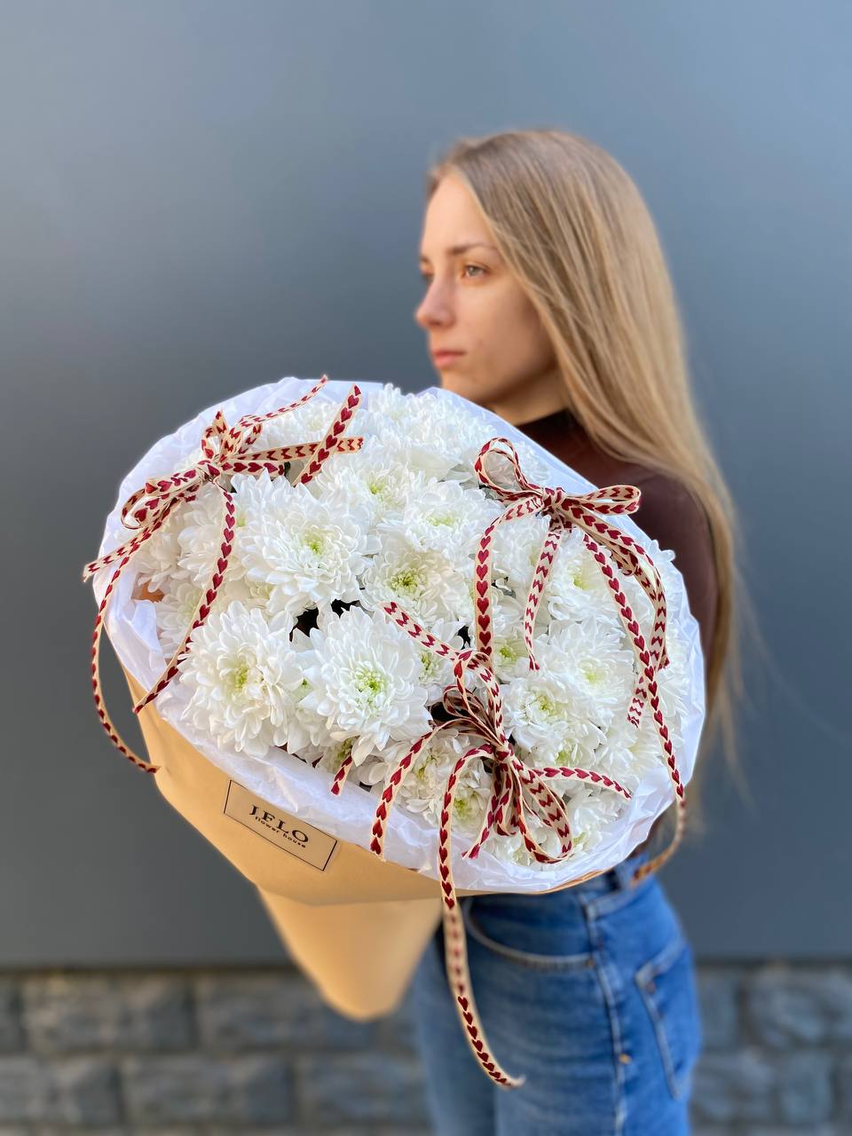 Букет "Хризантемы с любовью" в Сириусе