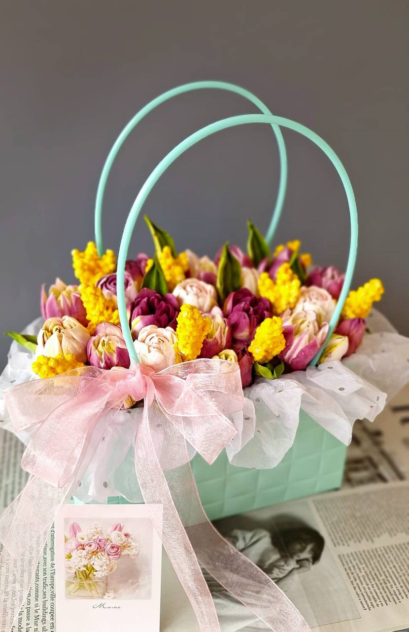 Тюльпаны в сумочке из зефира в Сириусе