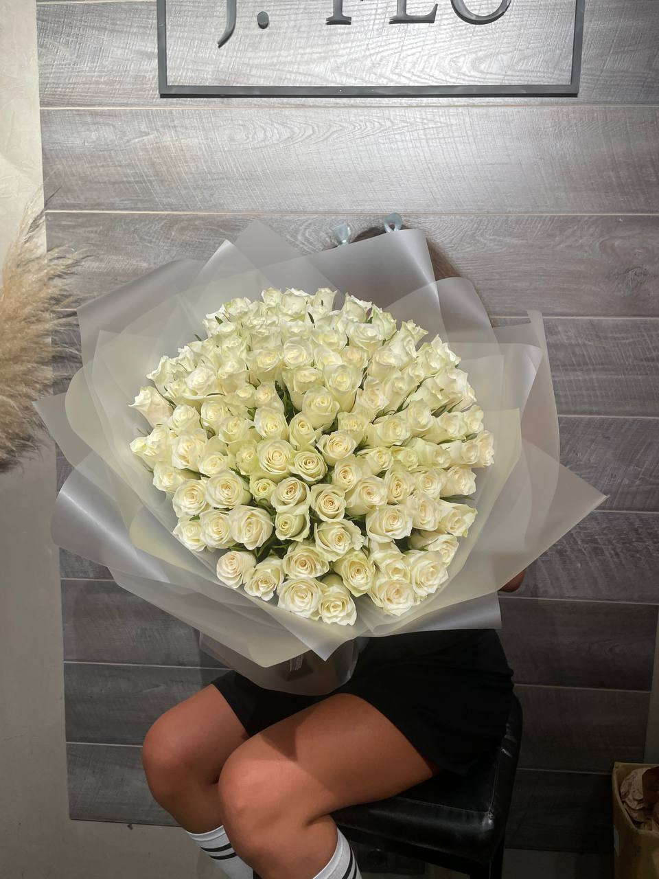 101 кеннийская роза в Сириусе