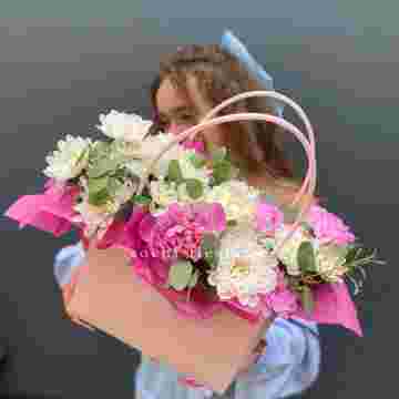 Flower bag "Armine" в Сириусе