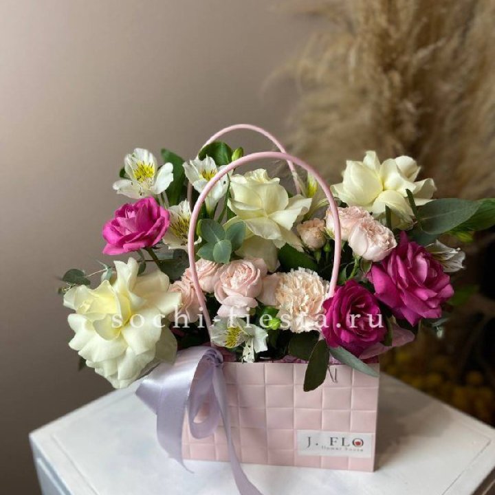 Flower bag California в Сириусе