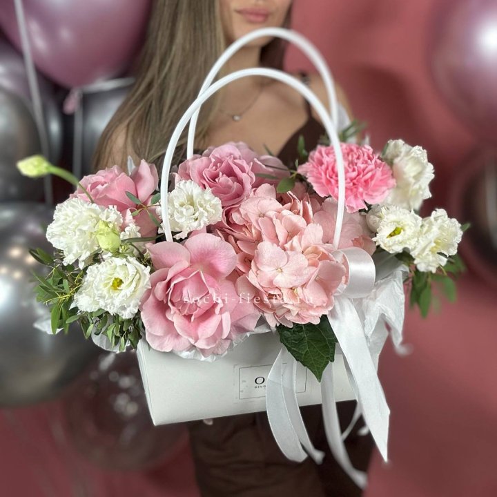 Flower bag "The Symphony" в Сириусе