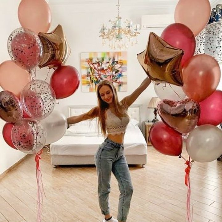 Фонтаны шаров "Celebrity" в Сириусе