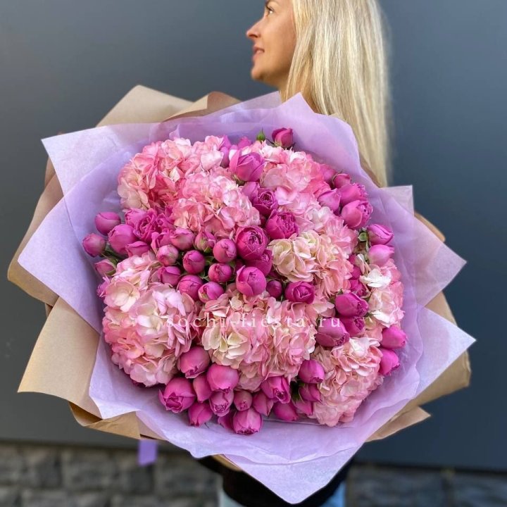 Макси-букет Wildberry в Сириусе