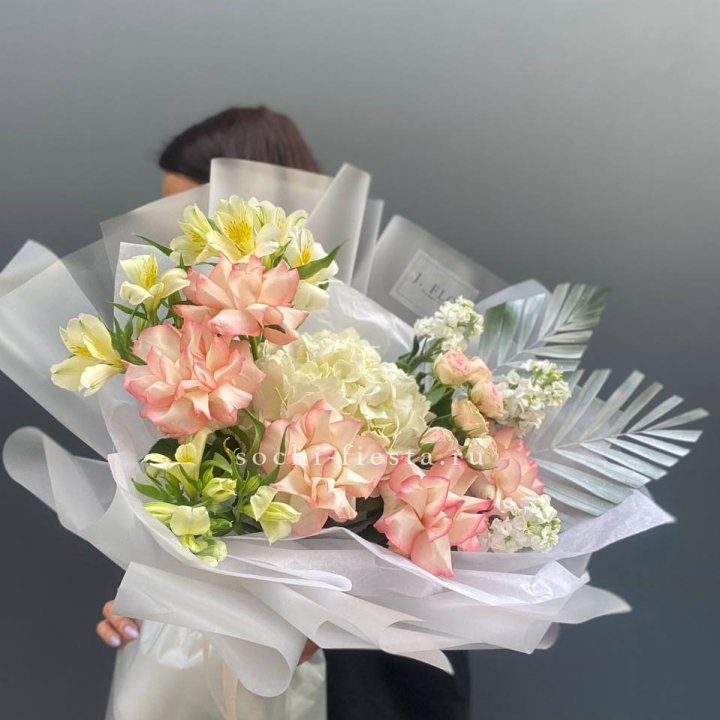 Букет "Airy" в Сириусе