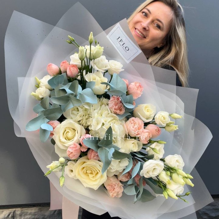 Букет "Винсент" в Сириусе