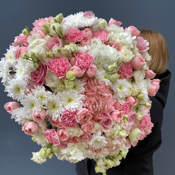  Букет  WOW-1 в Сириусе