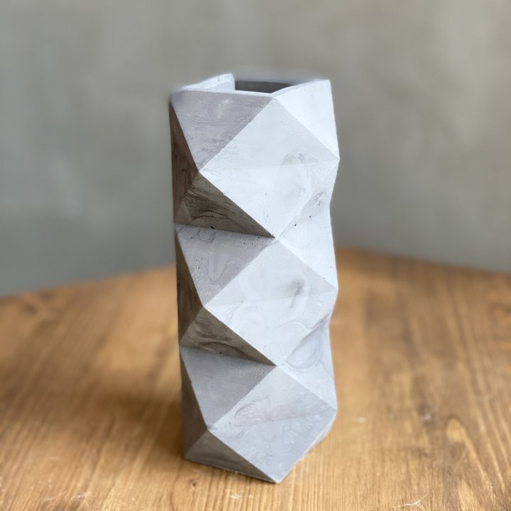 Дизайнерская ваза №1 в Сириусе