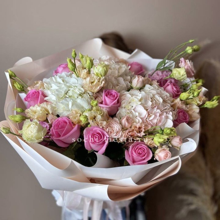 Дизайнерский букет "Каролина" в Сириусе