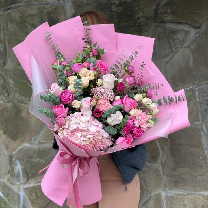 Дизайнерский букет Paulina в Сириусе