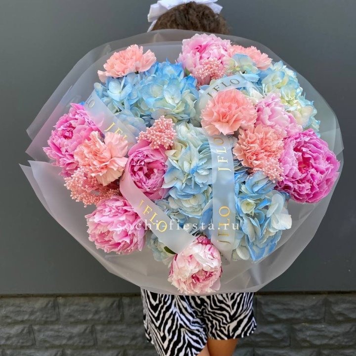  Букет "Infinity" в Сириусе