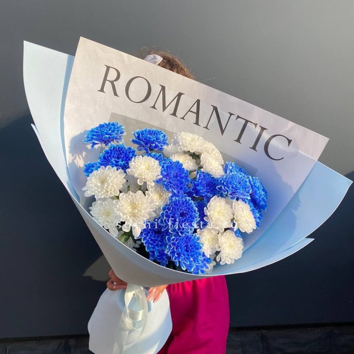 Букет кустовых хризантем  в Сириусе