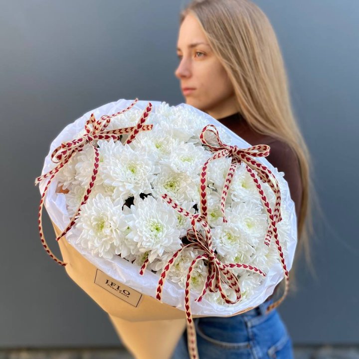 Букет "Хризантемы с любовью" в Сириусе