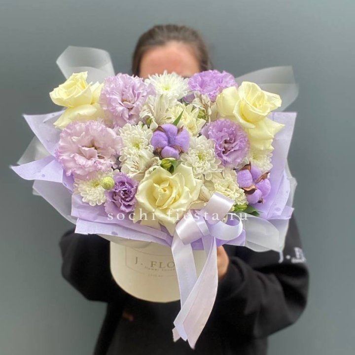 Цветочная композиция "Sminkt" в Сириусе