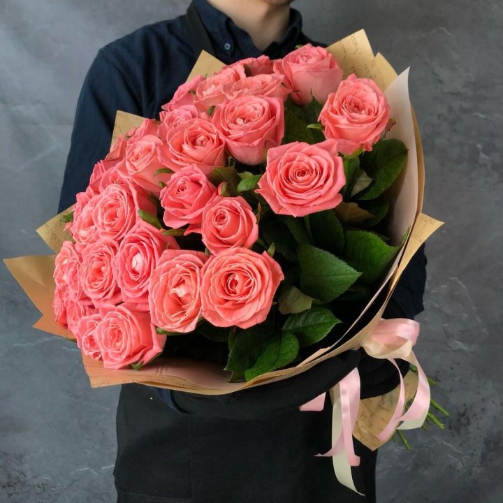 Букет роз "Карина" в Сириусе