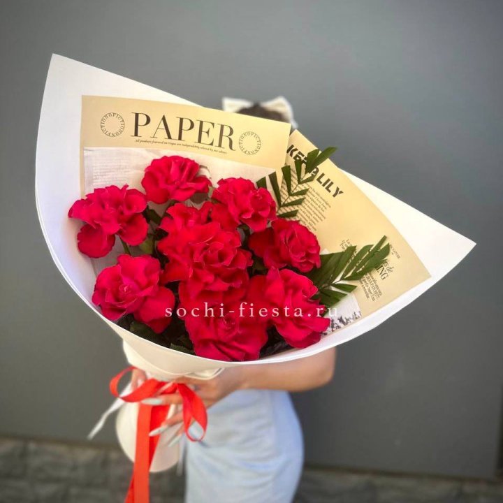 9 Красных французских роз Chico в Сириусе