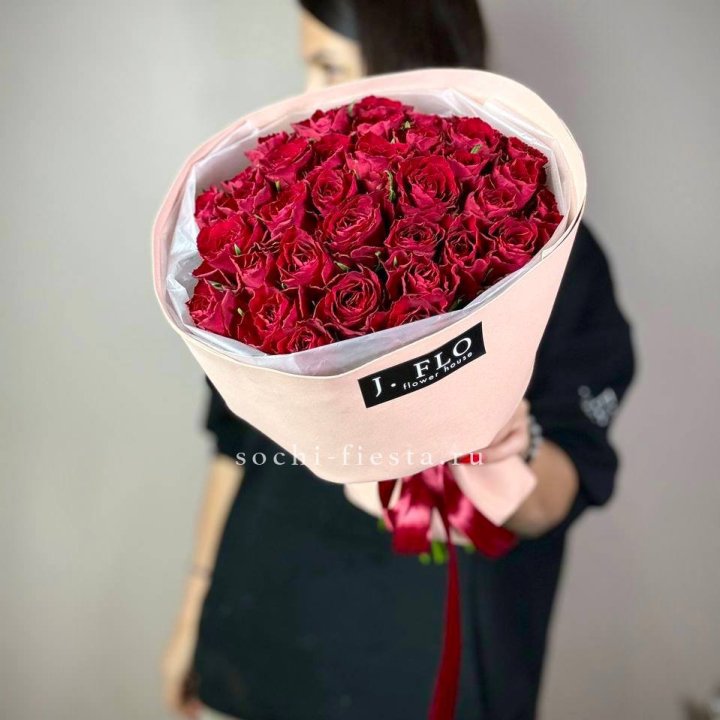 35 кенийских роз в Сириусе